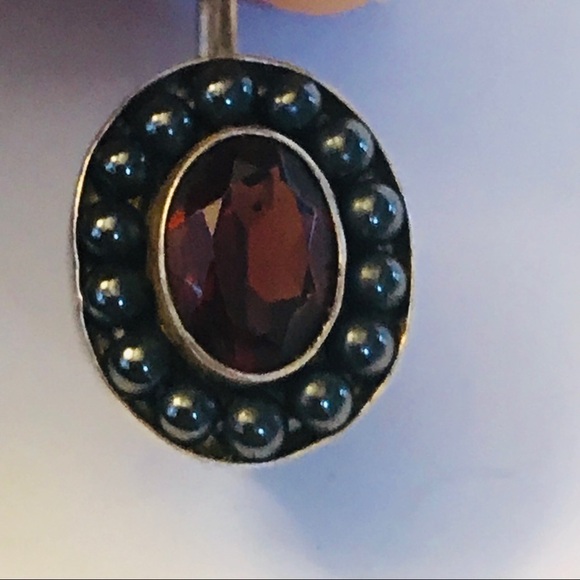 Sterling silver & red stone earrings - Picture 2 of 8